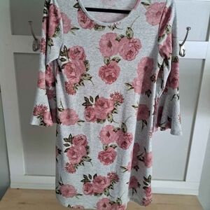Charming Charlie Floral Bell Sleeve Dress
